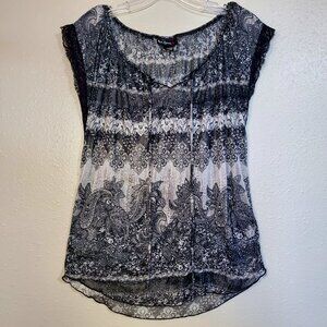 Self Esteem Semi Sheer Lace V-Neck Lightweight Top Blouse Junior's Size Large